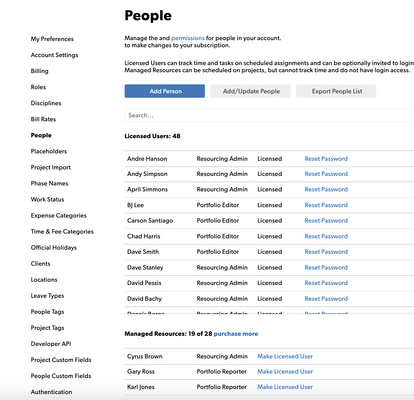Dieses Bild zeigt den Tab „Personen“ mit einer Liste der Mitarbeiter und der Schaltfläche „Personen hinzufügen“.