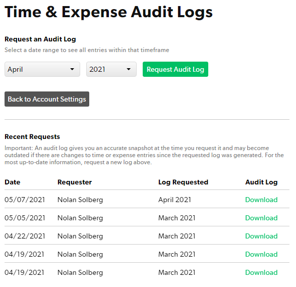 Tela de registros de auditoria com links de download